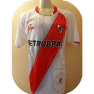  RIVER PLATE # 9 CAVENAGHI SOCCER JERSEY SIZE LARGE. NEW 