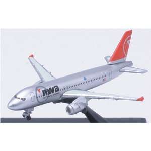    Northwest Airlines Airbus A320 1:550 Scale: Everything Else