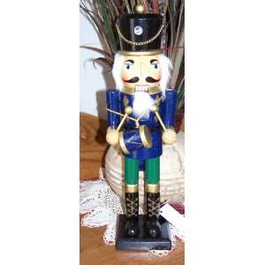    Christmas Nutcracker Wooden Drummer Figurine: Home & Kitchen