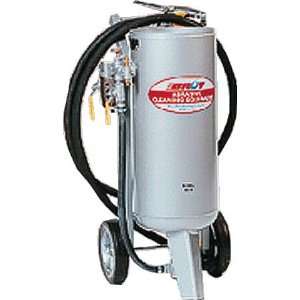  100LBS SANDBLASTER W/ WATER EXTRACTOR: Home Improvement