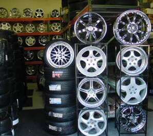 18 OEM Porsche 996 C4S Turbo wheels & Continental Tires 911 930  