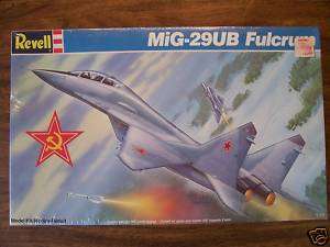 1989 REVELL 1/72 MiG 29UB FULCRUM SEALED #4766 2 SEAT SOVIET FIGHTER 