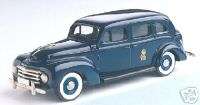 wonderful Swedish modelcar VOLVO PV831 1950  