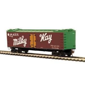  HO R40 2 Wood Reefer, Milky Way Toys & Games