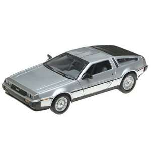  Delorean Silver 1:24 Diecast Model Welly: Toys & Games