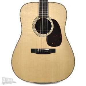  Collings D2H Dreadnought Acoustic Guitar: Musical 