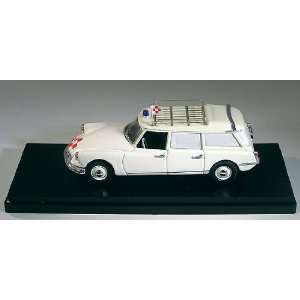    Replicarz RIO4271 1959 Citroen 19 Break Ambulance: Toys & Games