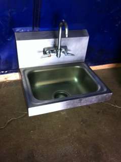 STEEL AMTEKCO WALL MOUNT HAND WASH SINK WITH GOOSE NECK FUCET 17W X 