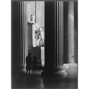  Lincoln Memorial, Washington, D.C. in 1944