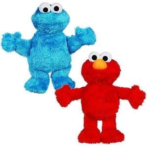  Sesame Street Squeeze A Song Plush Wave 1: Toys & Games