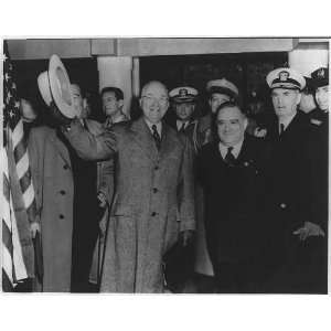  H Truman,F LaGuardia,W Leahy,USS FRANKLIN ROOSEVELT,45 
