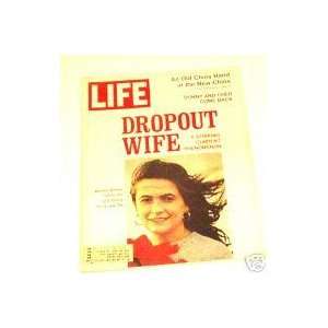   17, 1972    Cover Dropout Wife Editor Henry Luce  Books