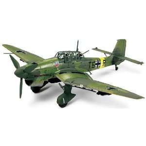  72 Junkers Ju87B2/R2 Stuka Luftwaffe Dive Bomber Kit Toys & Games