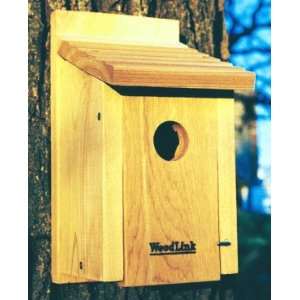  Bluebird House: Patio, Lawn & Garden