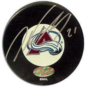  Peter Forsberg Autographed Colorado Avalanche Hockey Puck 