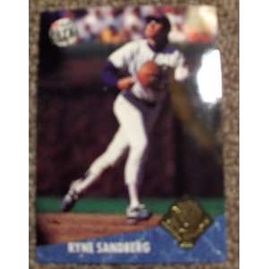   Ryne Sandberg #25 MLB Baseball Award Winners Card: Sports & Outdoors