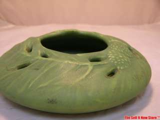   Pottery 1214 Vellum Glaze Green Pine Cone Table Vase Bowl  
