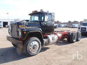 1987 MACK RD686S CAB & CHASSIS, WILL TAKE A 17 DUMP BODY, LOW 