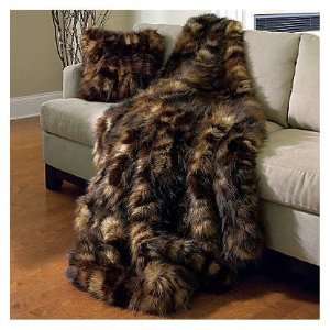  Grand Limited Edition Spotted Wolf Faux Fur Throw
