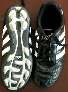 ADIDAS classic soccer turf shoes size 1 shoes toddler  