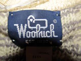 Vintage mens Woolrich wool v neck sweater L  