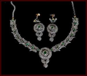 10.74ctw Rose Cut Diamond Emerald Necklace Set  
