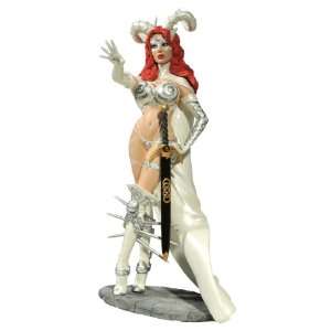  Diamond Select Toys Femme Fatales: Silver Goddess White 
