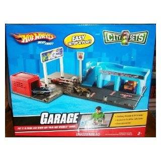    Hot Wheels Deluxe City Hot Rod Garage Playset: Toys & Games