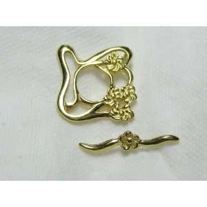  Vermeil   Square Flowered Toggle Clasp   18mm Arts 