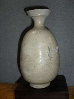 18th Century, JOSEON Dynasty Vintage White Porcelain 廣口甁 Vase 