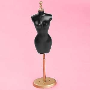   Clothing Display Model / Stand For Barbie Dolls   Black Toys & Games