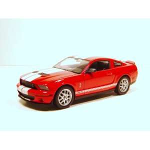  1:24 FORD MUSTANG SHELBY GT 500 2007: Toys & Games