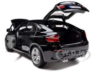 DESCRIPTIONS: Brand new 1:18 scale diecast model car of 2011 2012 BMW 