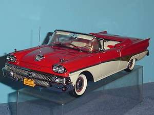1958 FORD FAIRLANE 500 CONVERTIBLE 1:18 TORCH RED & WHITE by SUN STAR 
