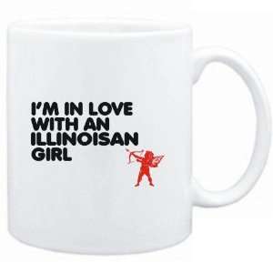  Mug White  I AM IN LOVE WITH A Illinoisan GIRL  Usa 