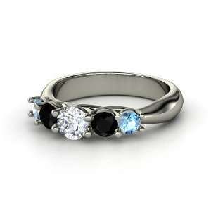  Oh La Lovely Ring, Round Diamond 14K White Gold Ring with 