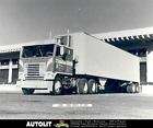 1970 Ford W1000 Tractor Trailer Truck Factory Photo