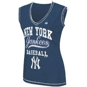 New York Yankees Womens My Crush V Neck Fashion Top   X Large  