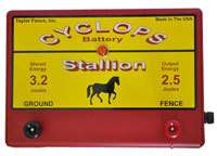 CYCLOPS STALLION BATTERY POWERED 2.5 JOULE ELECTRIC FENCE CHARGER 