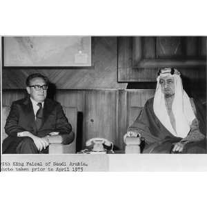    Henry Kissinger and King Faisal of Saudi Arabia