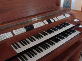   Artist Model 720 Dual Keyboard Musical Instrument P/U NW IN  