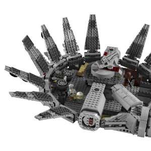  Lego Star Wars Millennium Falcon Style# 7965 Toys & Games